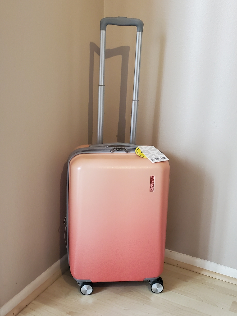 American Tourister Ombré Coral Carry On Spinner Luggage 21" NWT